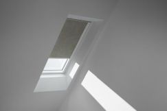 Tenda oscurante verde tenue 78 cm x 140 cm